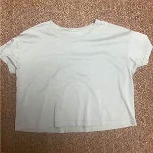 Lululemon cropped tee